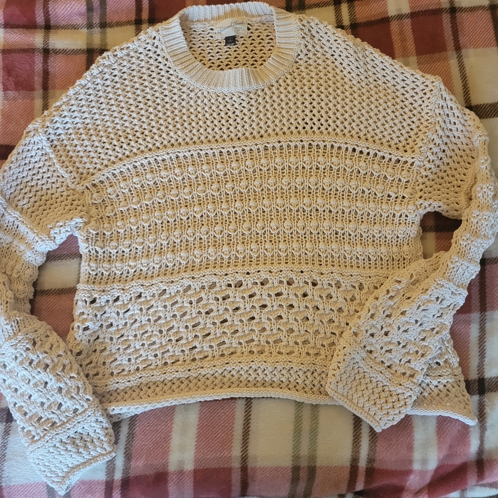 Small Sweater - Picture 4 of 5